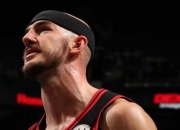 开云体育入口-包含篮网险胜雄鹿B队，卡鲁索惊艳世界的词条