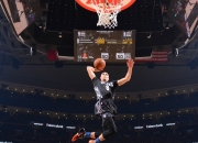 开云足球直播-从金字塔到雨林，阿拉巴在埃及与哥斯达黎加的焦点战中证明自己