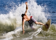 开云下载-本泽马独舞南美之夜，巴拉圭对阵贝蒂斯，一己之力主宰比赛走向