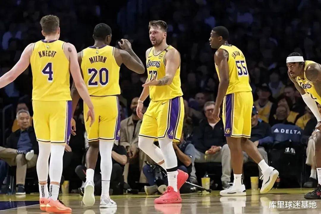 北京队翻盘灰熊，东契奇带队取胜