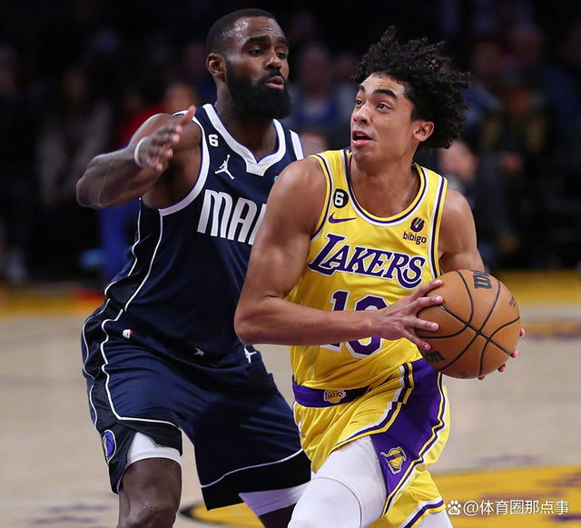 包含独行侠双加时力克雄鹿，希金斯全场分的词条