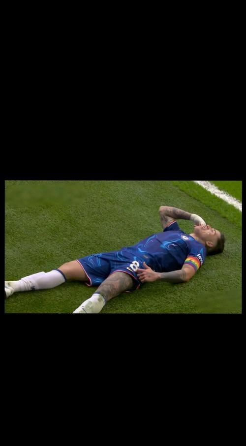 切尔西客场惨败，英超前四席位陷入危机的简单介绍