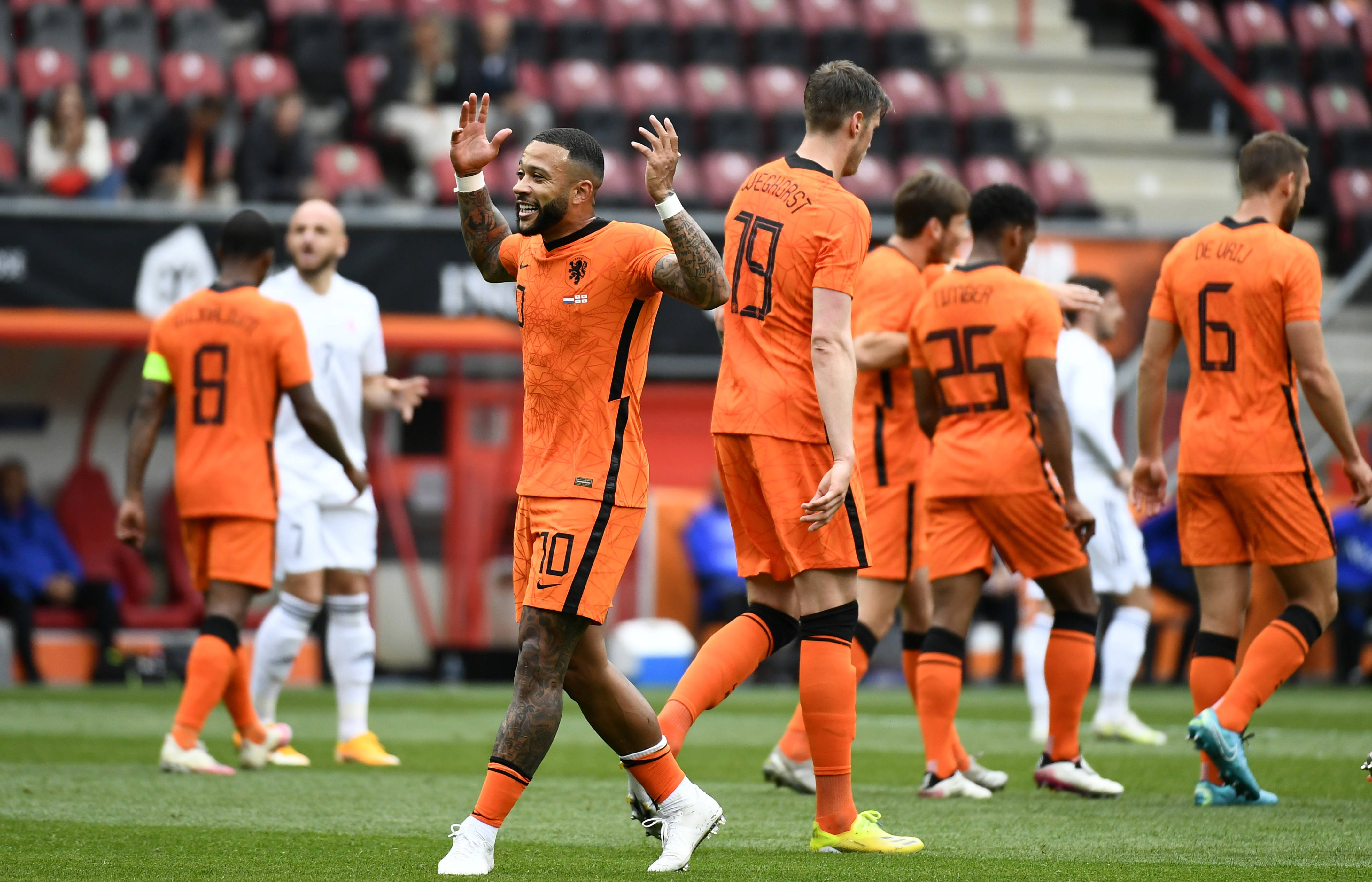 战术布置精准,球队零失误取胜 战术布置精准,球队零失误取胜