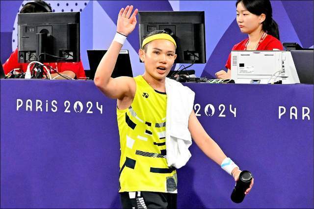 关于中国羽毛球队强势英格兰羽毛球队，戴资颖关键制胜的信息