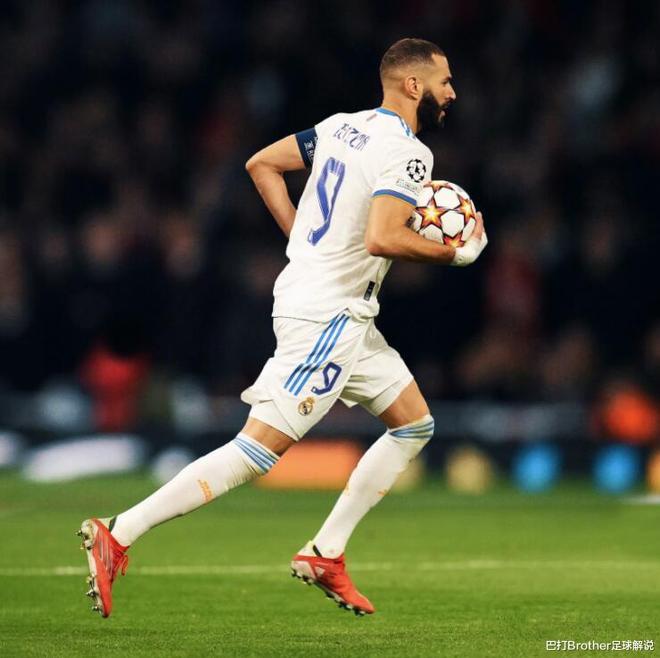包含皇马绝地反击莱比锡红牛，罗本打破历史纪录的词条