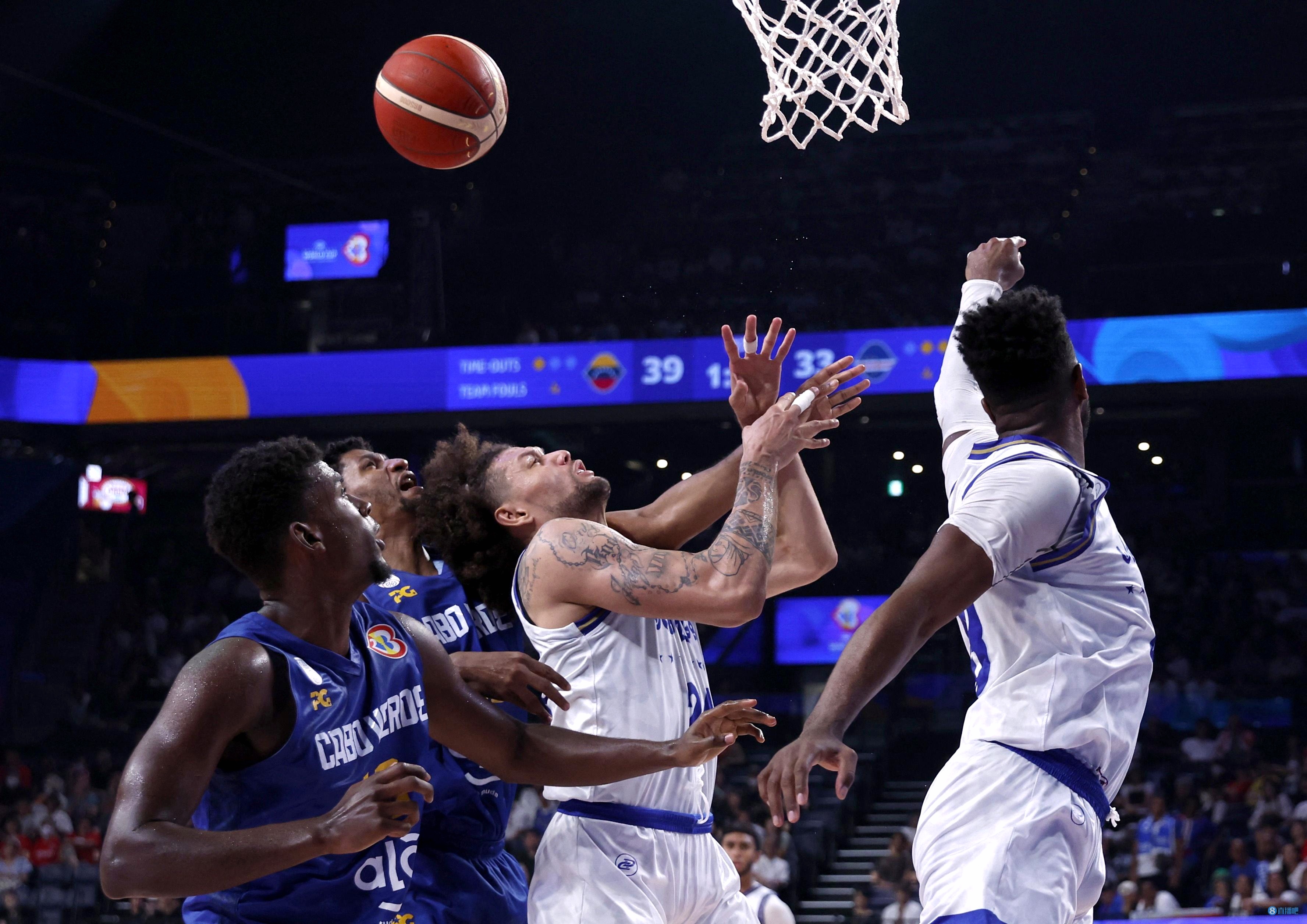 塞尔维亚男篮翻盘独行侠，加里纳利绝境逆转