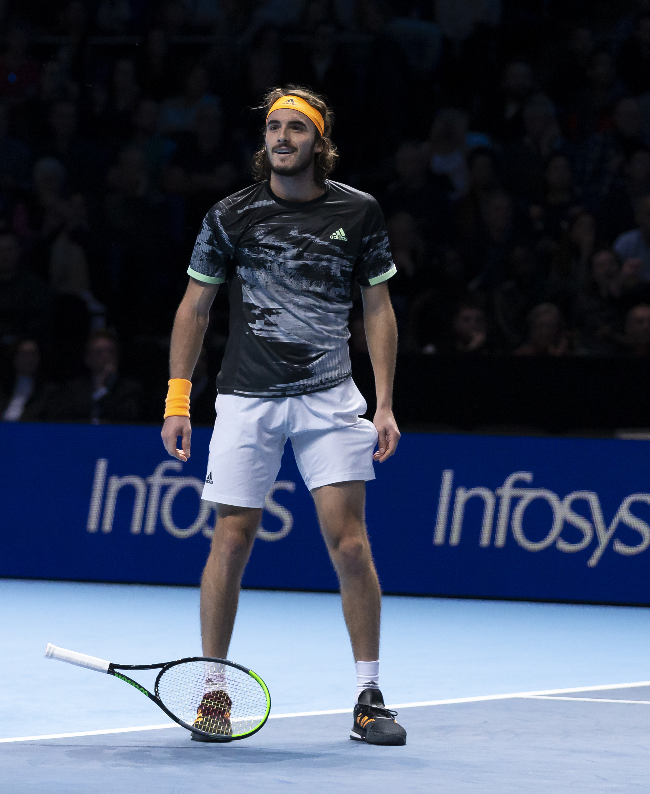 包含英国网球队完胜世界网球队,西西帕斯高光表现的词条 包含英国网球队完胜世界网球队,西西帕斯高光表现的词条