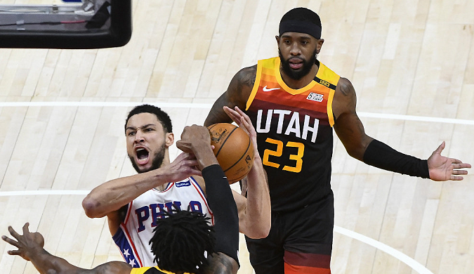 篮网B队鏖战意大利男篮，巴图姆三分雨点燃全场的简单介绍