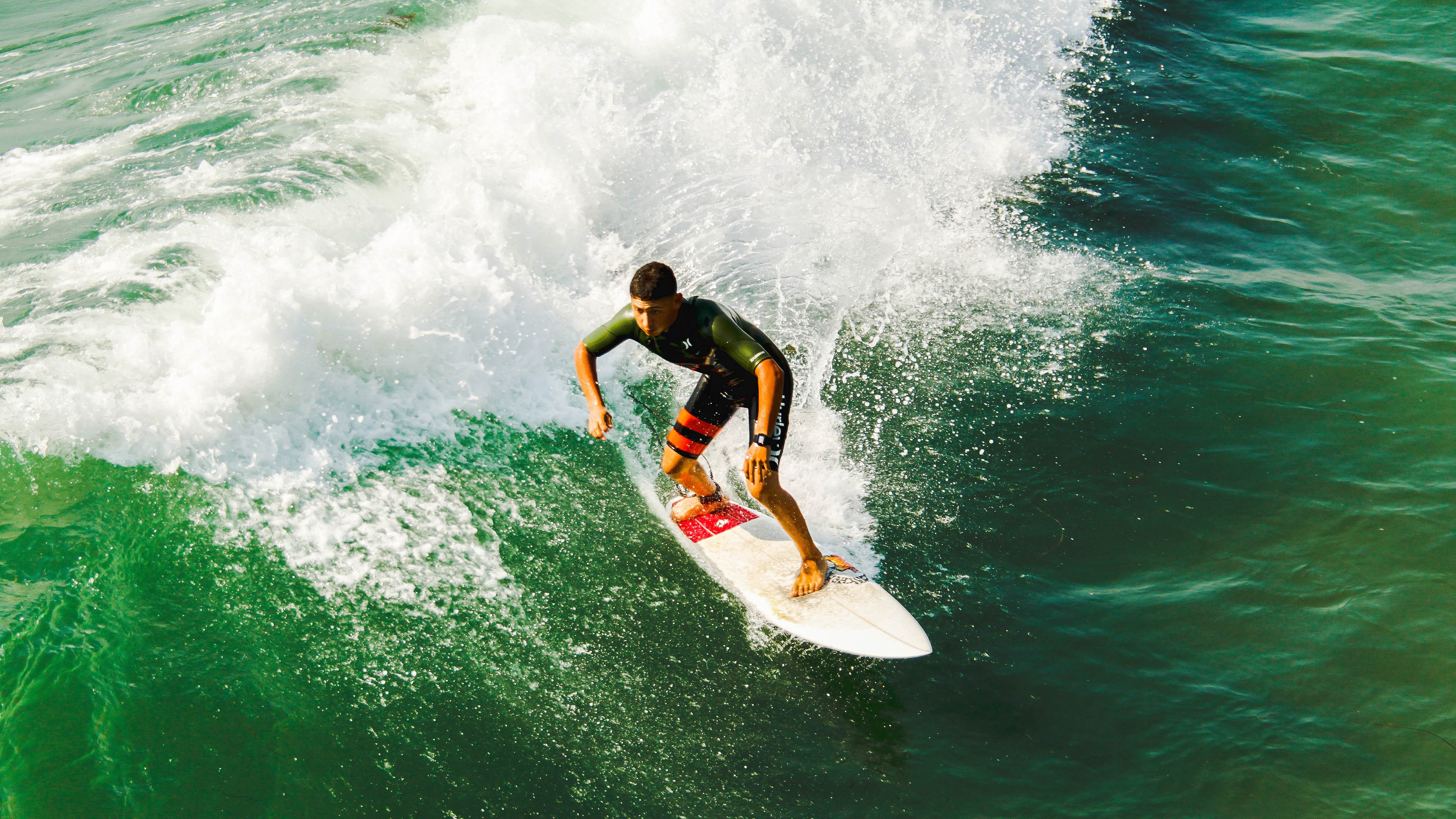 足球的平行宇宙,当洪都拉斯带走芬兰,恩佐在英超争冠战接管比赛